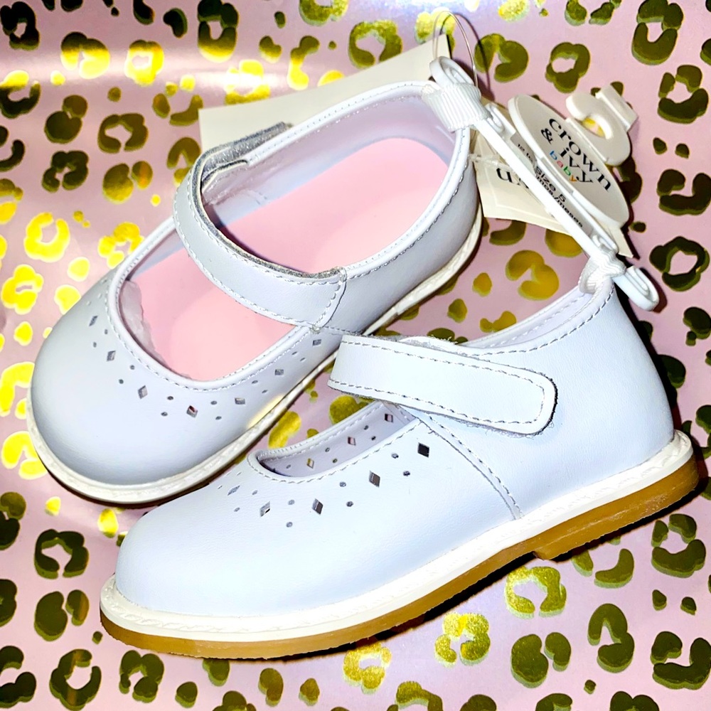 Shoes (2 year old size 5) crown & ivy